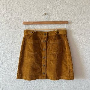 Madewell Mustard Brown Corduroy A-line Mini Skirt. Patch Pocket Edition. 17”